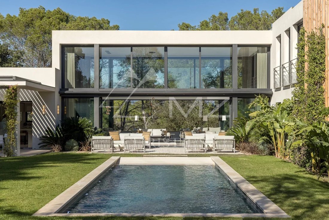Villa à Mougins, Provence-Alpes-Côte d'Azur, France 1 - 15558637