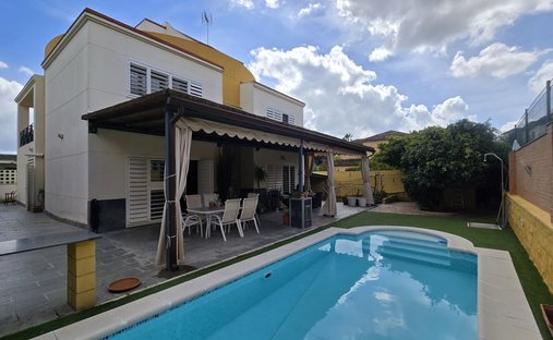 Chalet en Bormujos, Andalucía, España 1