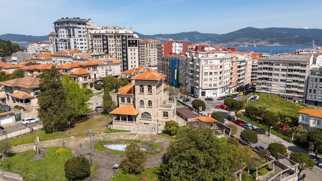 House in Vigo, Vigo, Spain 4 - 15555701