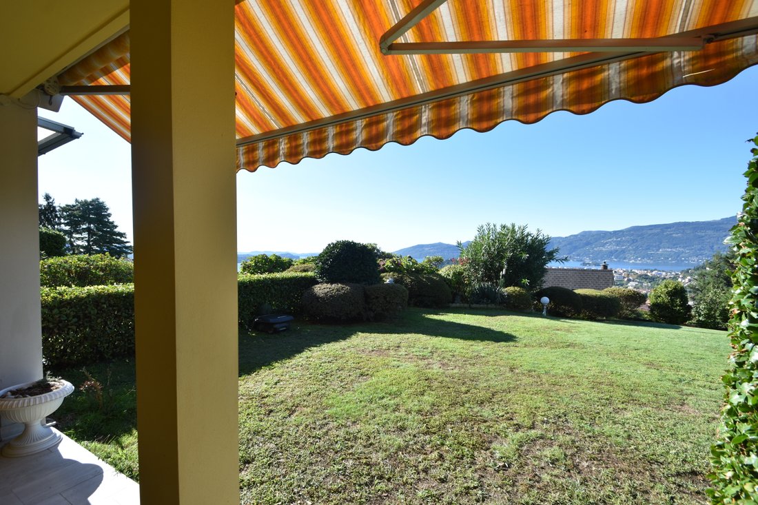 Townhouse in Verbania, Piedmont, Italy 3 - 15556149