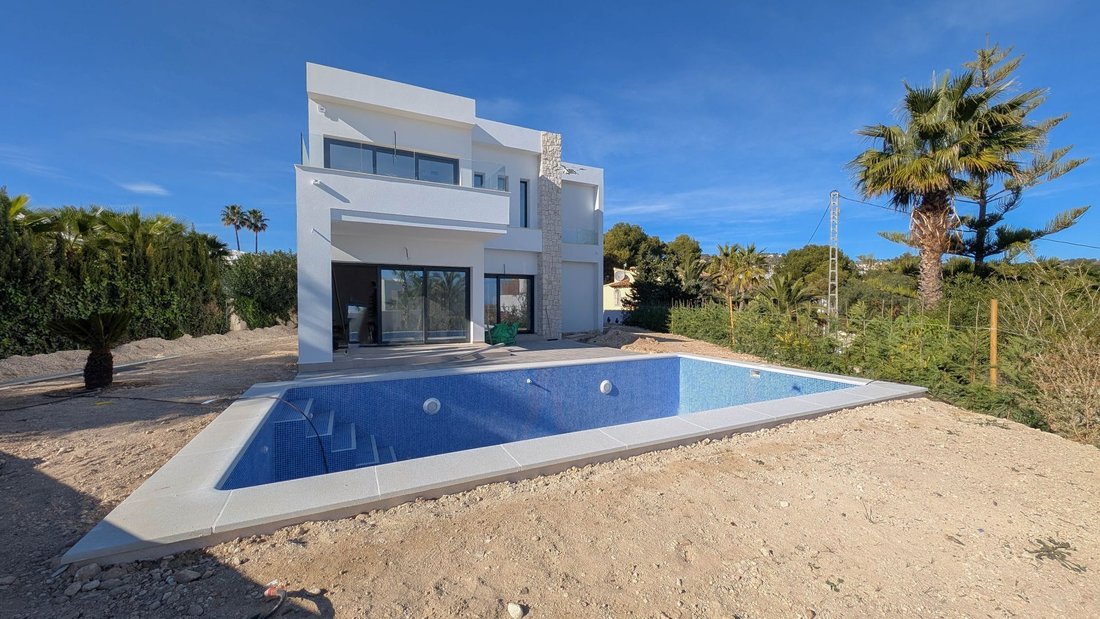 Villa in Benissa, Valencian Community, Spain 1 - 15556805