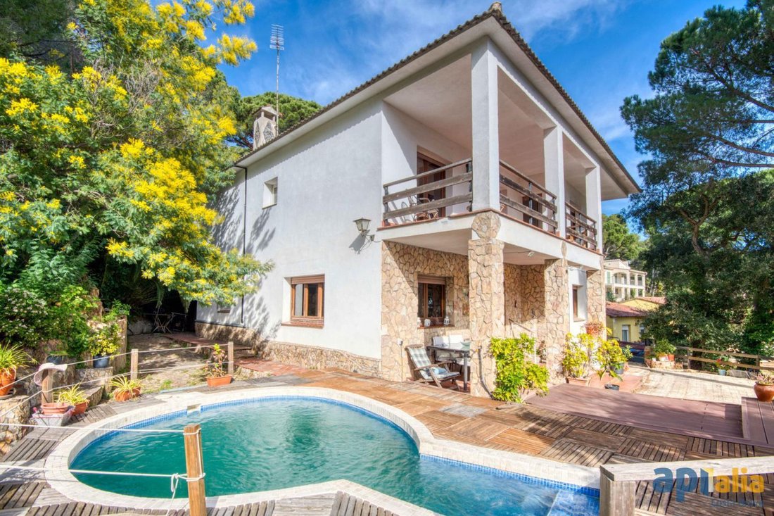 Chalet in Sant Feliu de Guixols, Catalonia, Spain 2 - 15557454