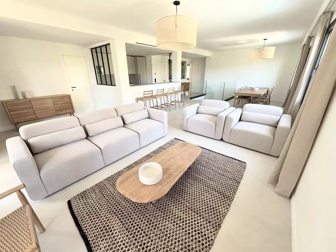 Villa in Nice, Provence-Alpes-Côte d'Azur, France 4 - 15558631