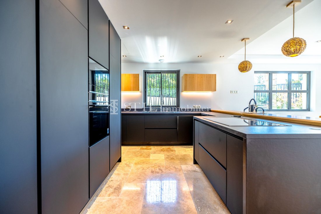 Villa in Ville-Les Saquedes-Le Bouillonnet, Sainte-Maxime, France 4 - 12628088