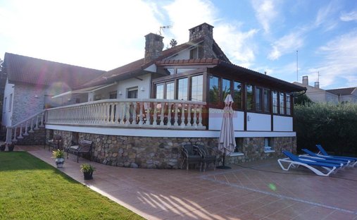 chalet à Albelda de Iregua, La Rioja, Espagne 1