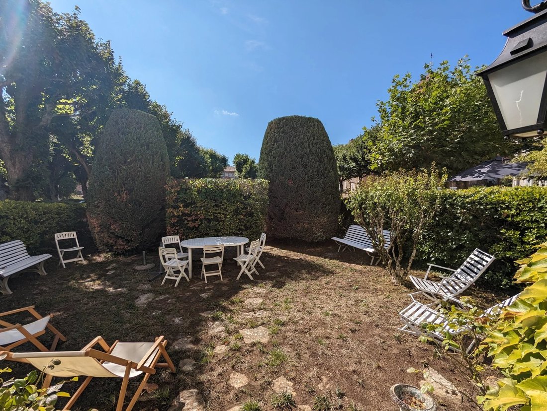 House in Salles-Arbuissonnas-en-Beaujolais, Auvergne-Rhône-Alpes, France 4 - 15558671