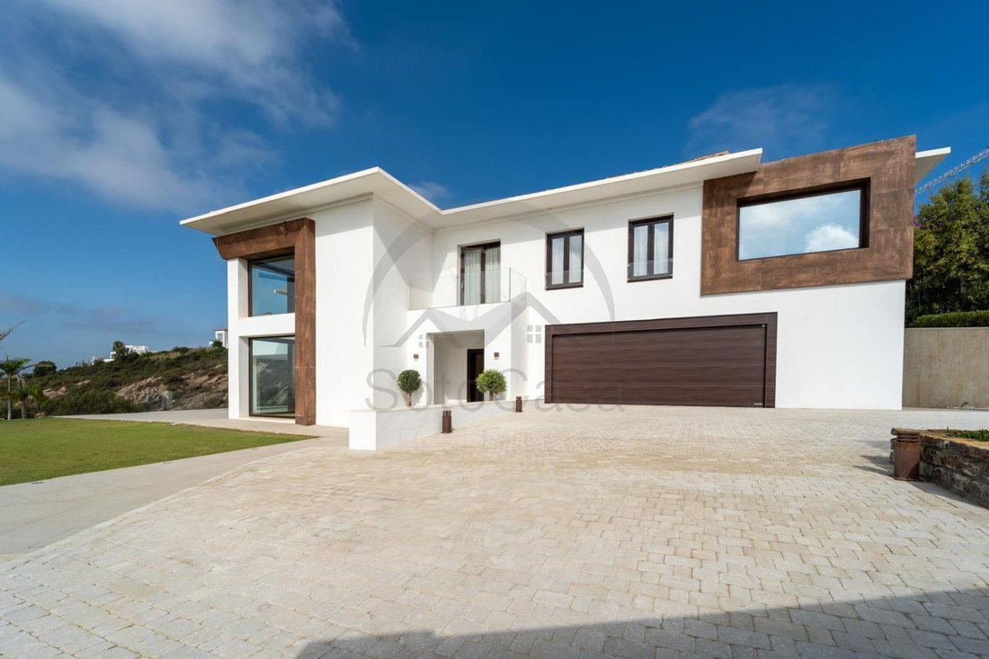 Villa in Sotogrande, San Roque, Andalusia 4 - 15557423