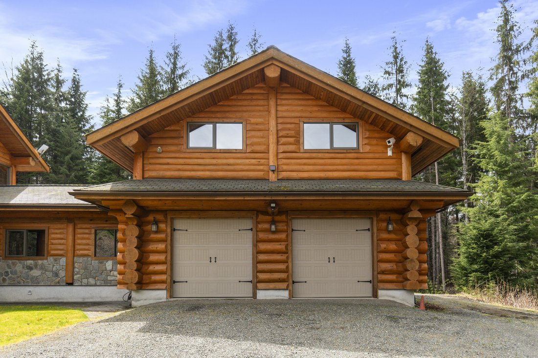 House in Terrace, British Columbia, Canada 4 - 15425239