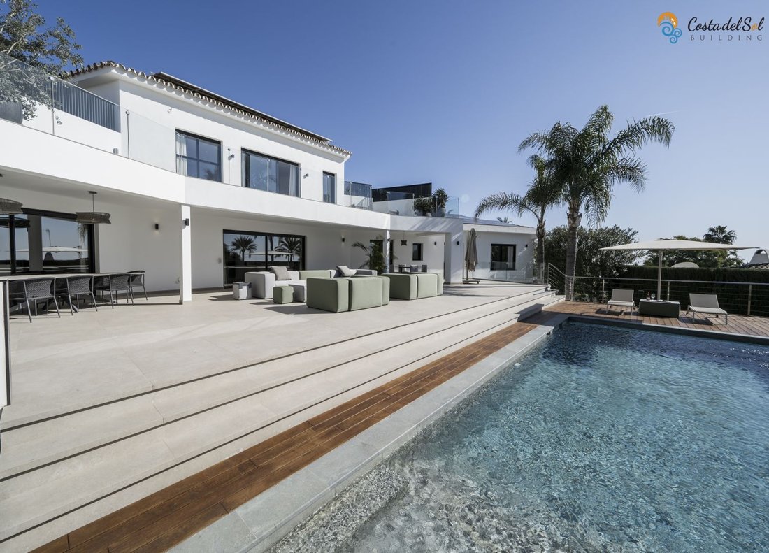 Villa in Marbella, Andalusia, Spain 1 - 15556587