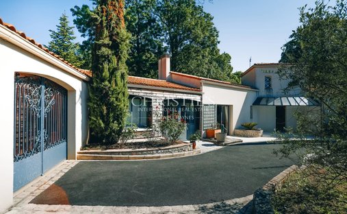 House in Ouest, Lagord, France 1