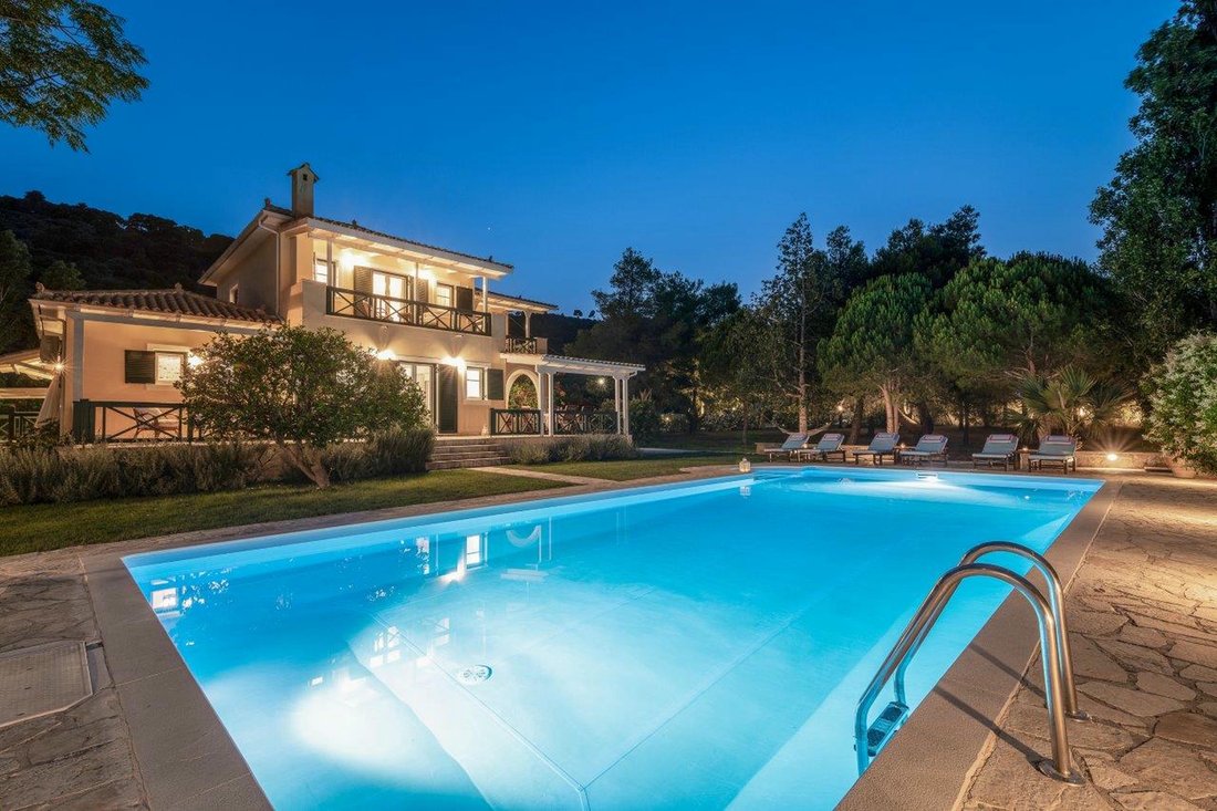 Villa in Municipal Commune of Zakynthos, Peloponnese, Western Greece and the Ionian, Greece 3 - 15555932