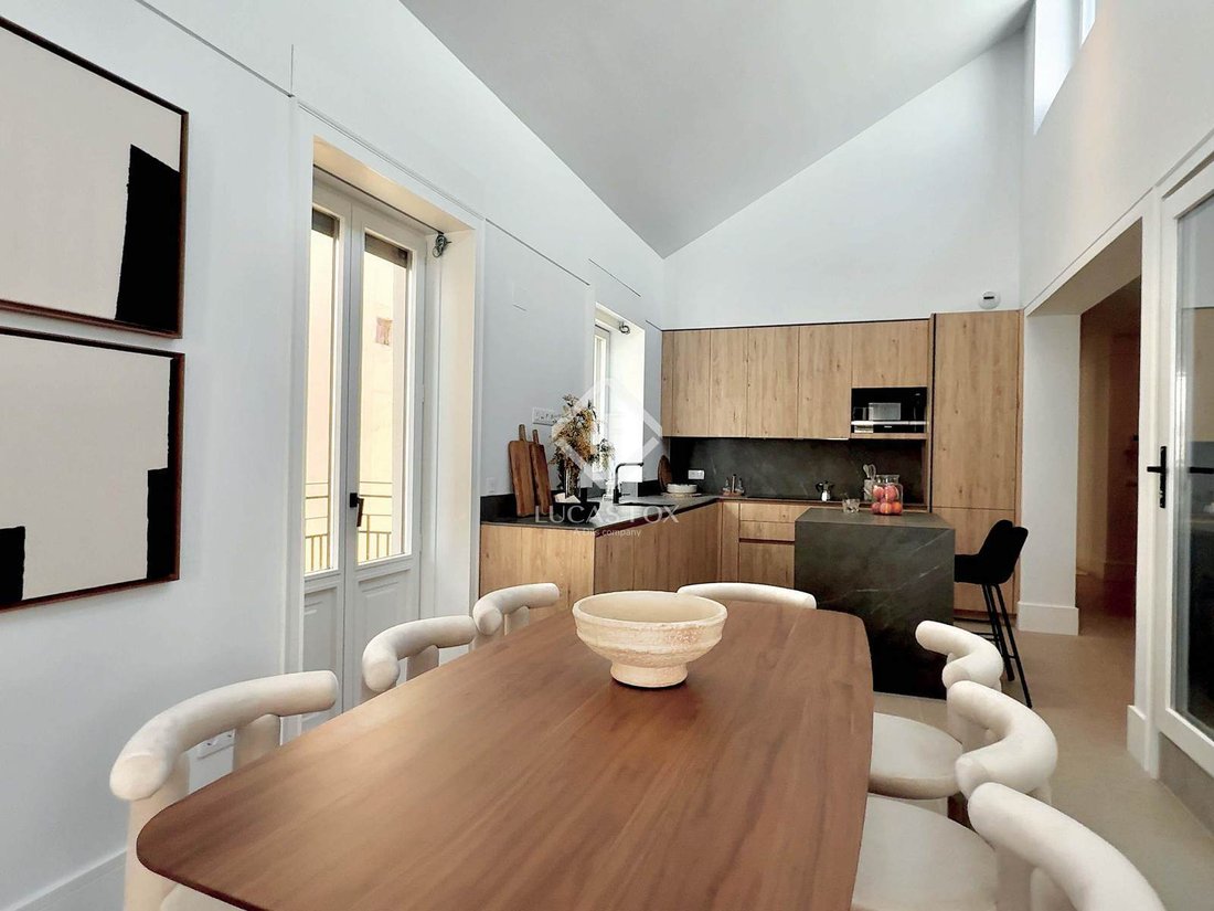 Penthouse in Barrio Salamanca, Community of Madrid, Spain 1 - 15559214