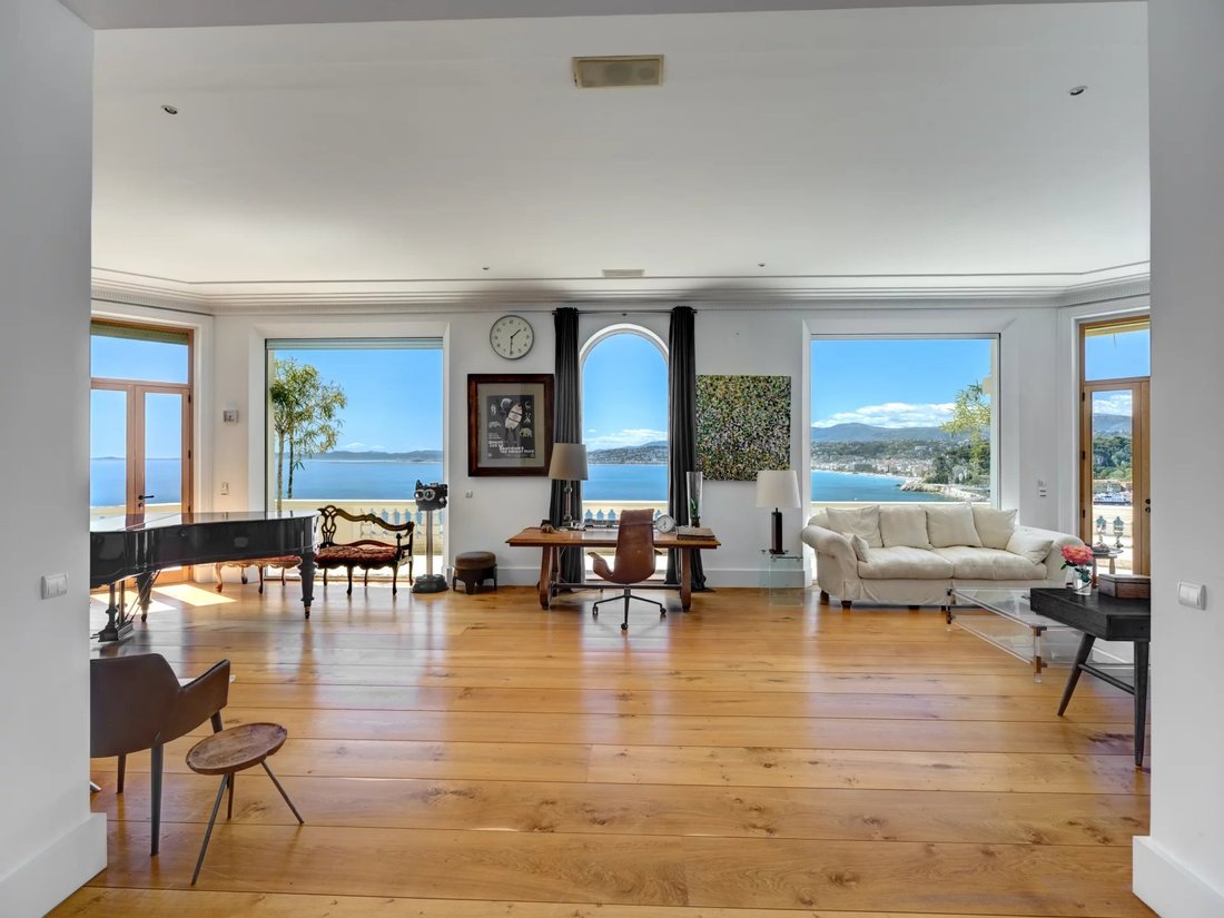 Villa in Mont Boron, Nice, Provence-Alpes-Côte d'Azur 3 - 15562923