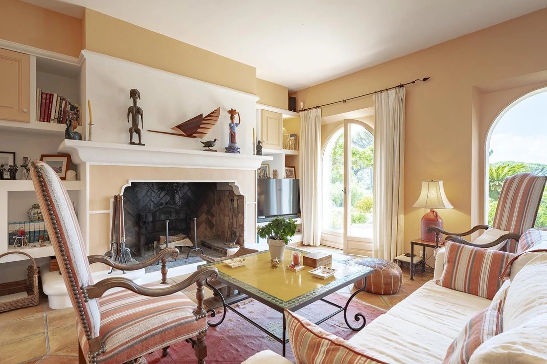 House in Saint-Tropez, Provence-Alpes-Côte d'Azur, France 4 - 14497813