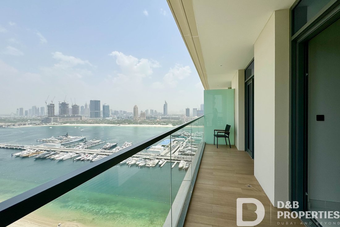 Apartment in Dubai Harbour, Dubai, United Arab Emirates 1 - 15562870