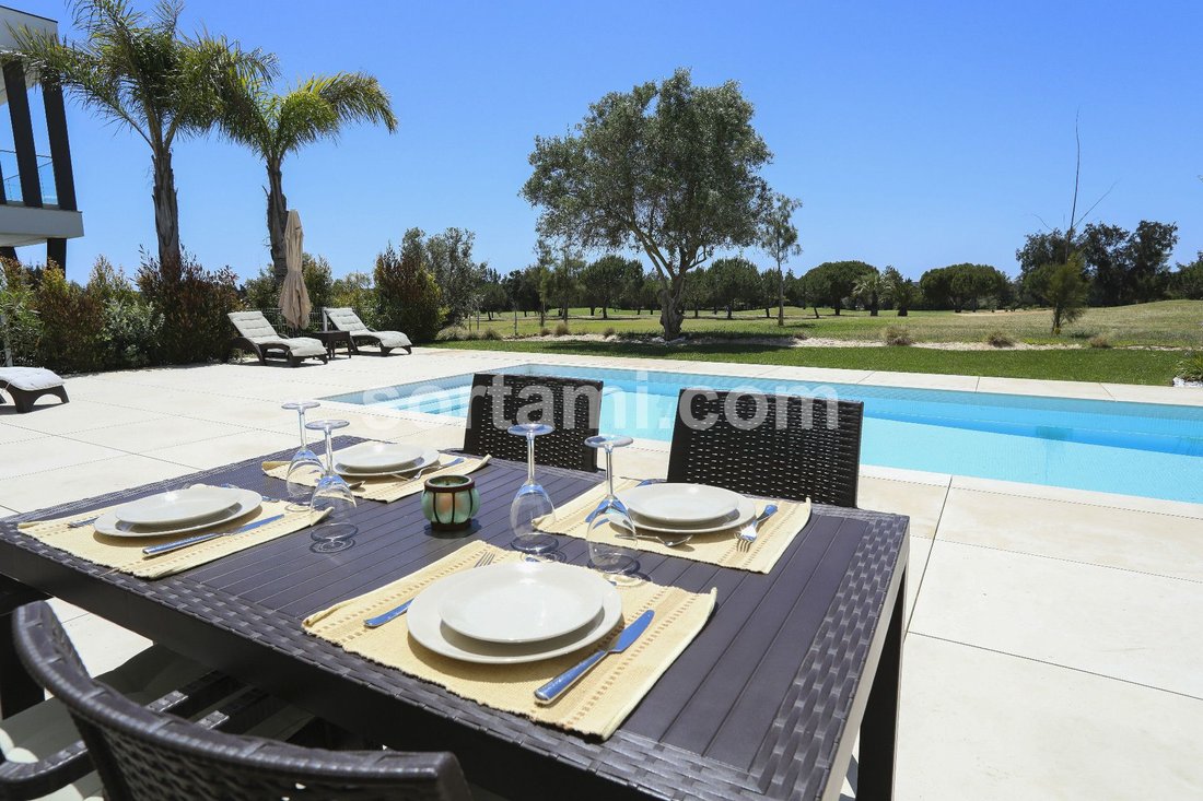 House in Vilamoura, Quarteira, Algarve 1 - 15562814