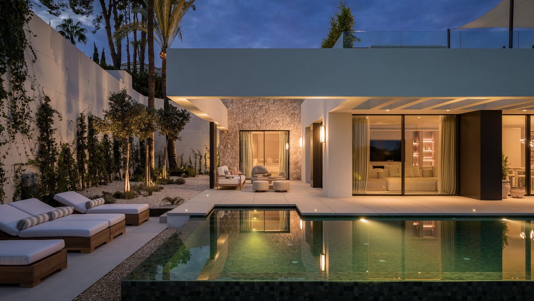 Villa in Marbella, Andalusia, Spain 1 - 15563014
