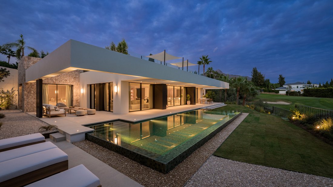 Villa in Marbella, Andalusia, Spain 3 - 15563014