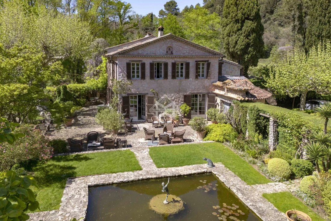 Villa in Mougins, Provence-Alpes-Côte d'Azur, France 3 - 15562708