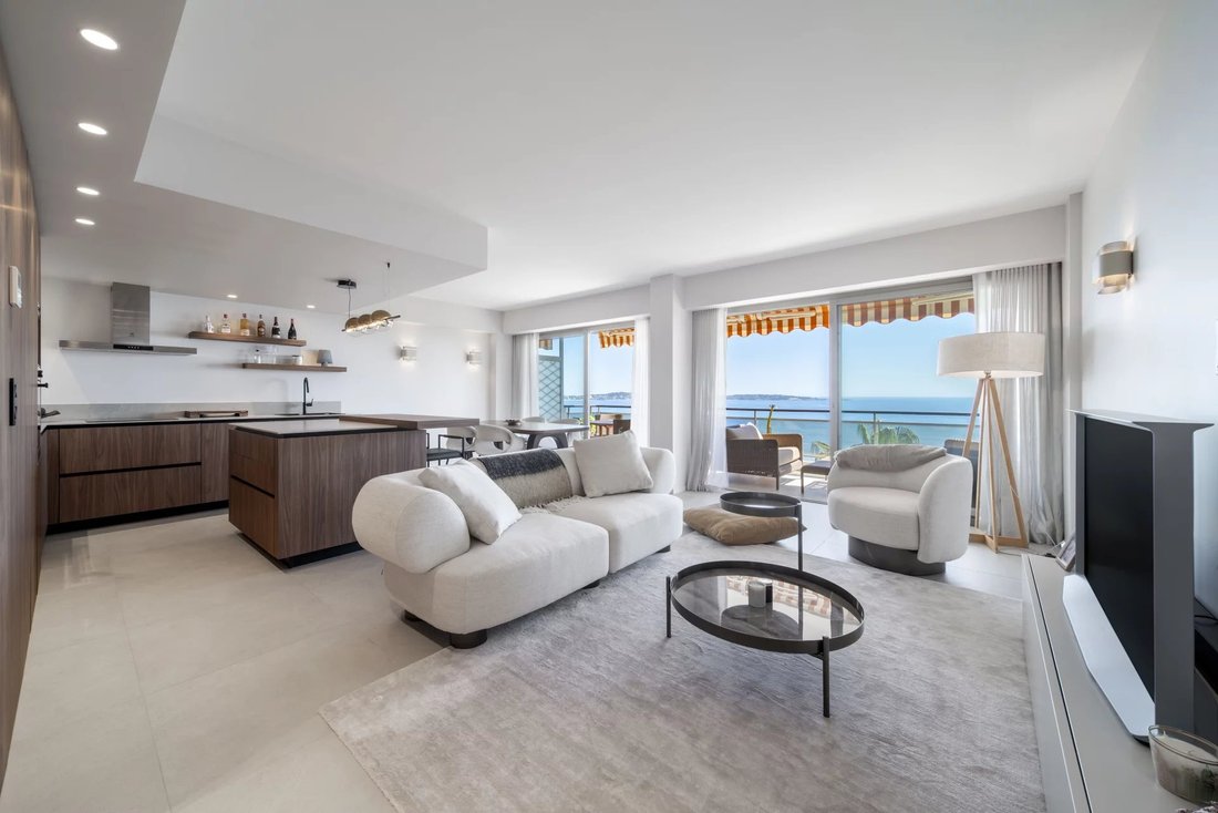 Apartment in Cannes, Provence-Alpes-Côte d'Azur, France 2 - 15563118