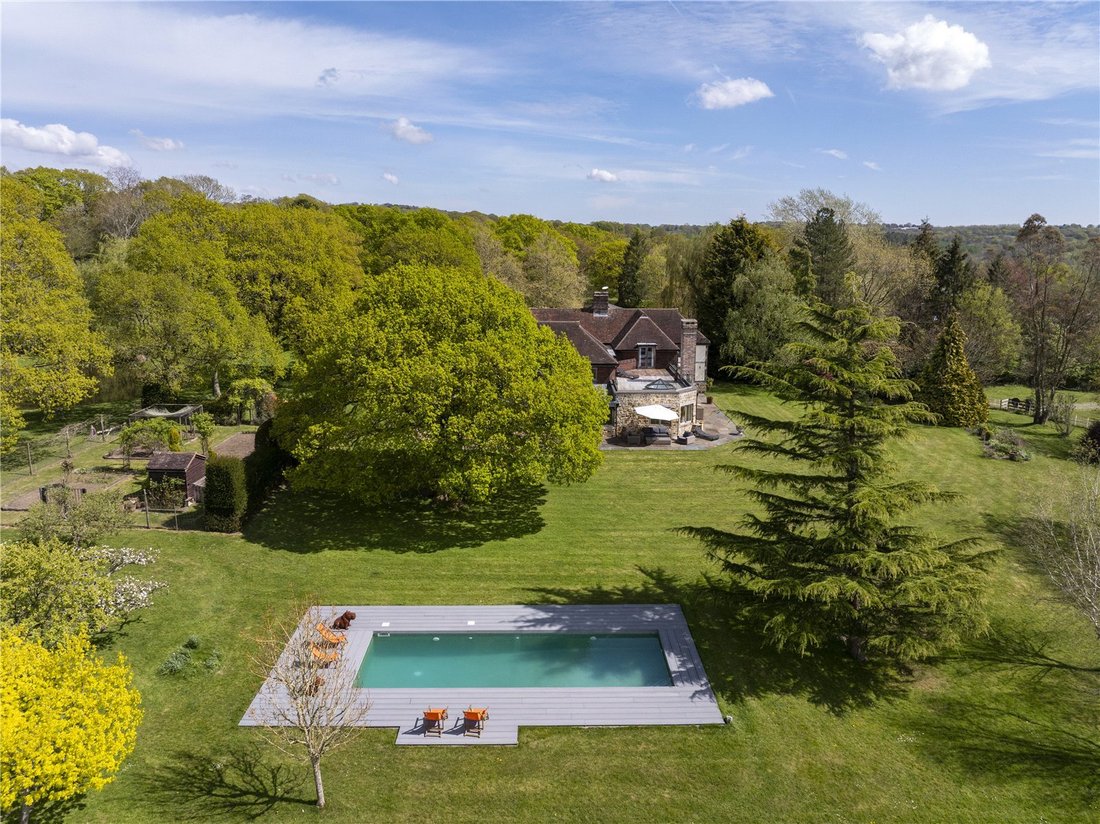 House in Rotherfield, England 2 - 15084998