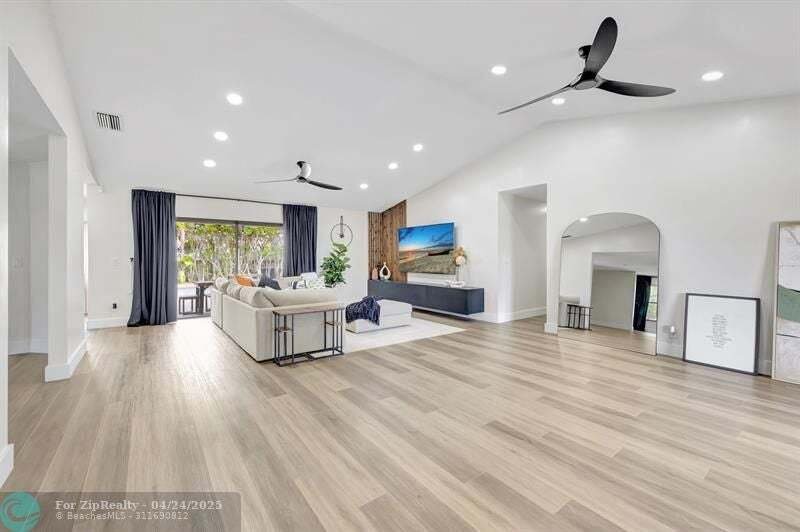 House in Margate, Florida, United States 5 - 15563343