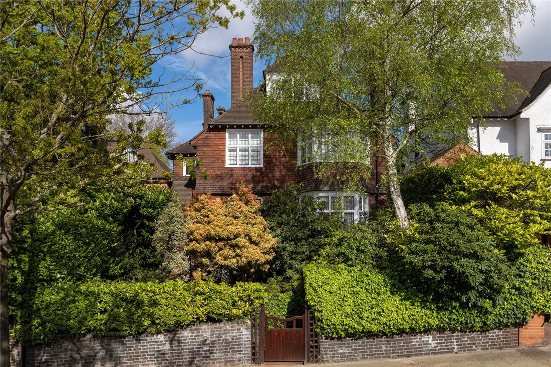 House in Hampstead, Camden, England 1 - 15219558