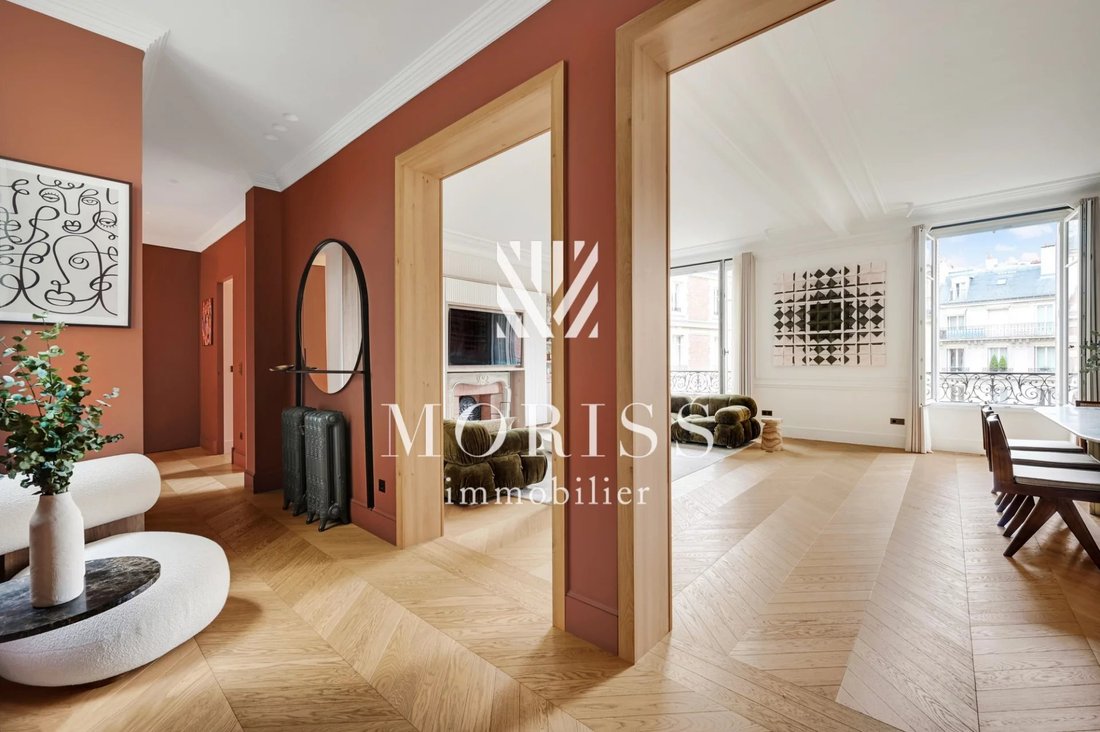 Apartment in Porte Dauphine, Paris 16e Arrondissement, Paris 2 - 15562996