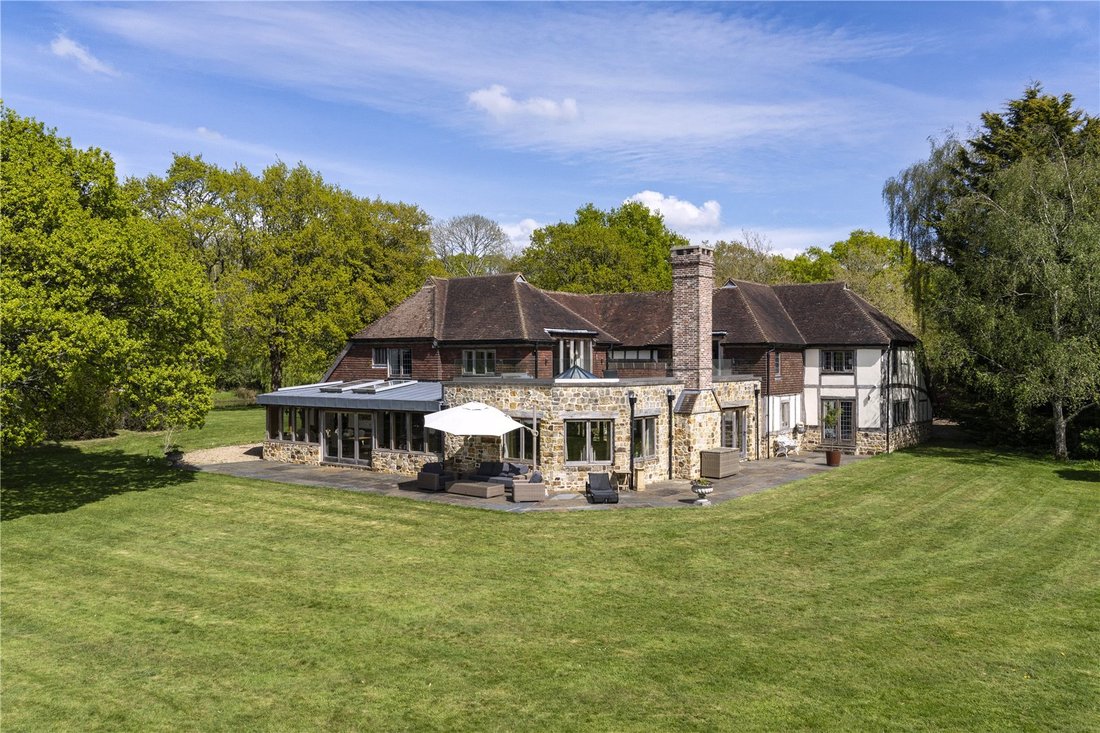 House in Rotherfield, England 2 - 15085001