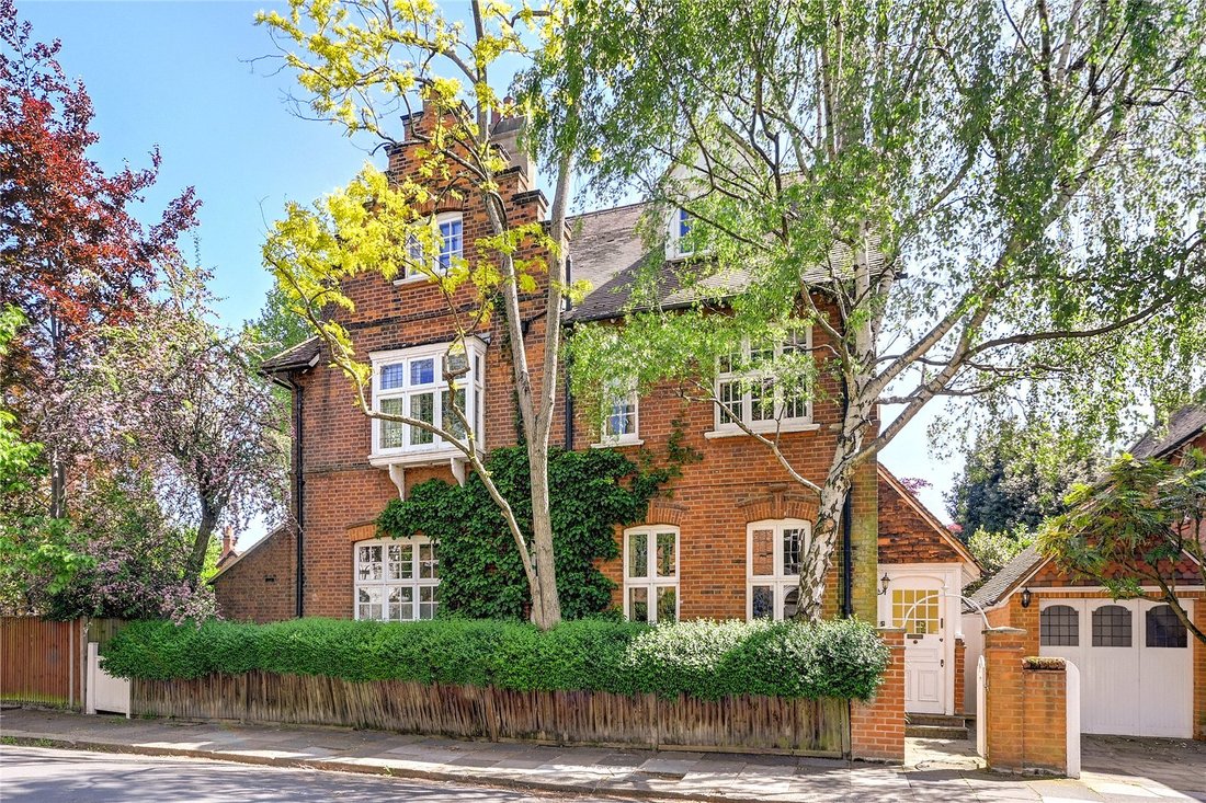 House in Turnham Green, Hounslow, England 1 - 15261760