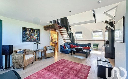 Castle for Sale in Oigny-en-Valois, Hauts-de-France, France