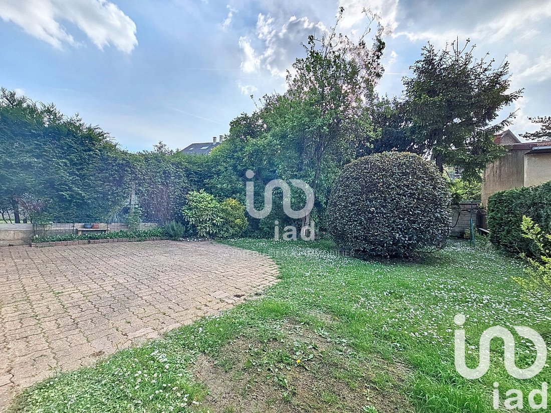 Casa a Vitry-sur-Seine, Île-de-France, Francia 2 - 15566430