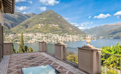 Villa in Torno, Lombardy, Lombardy, Italy 1
