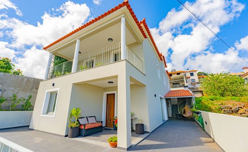 Villa in Santa Cruz, Autonome Region Madeira, Portugal 1