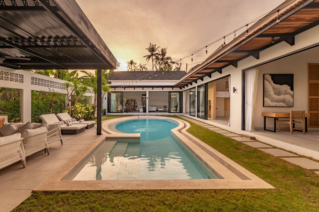 Villa in Mengwi, Bali, Indonesia 2 - 15569560