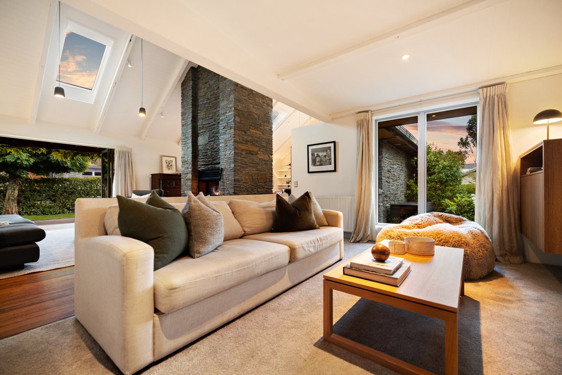 House in Queenstown, Otago, New Zealand 3 - 15565981