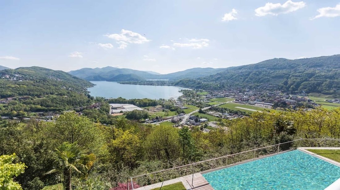 Villa in Muzzano, Ticino, Switzerland 3 - 15563928