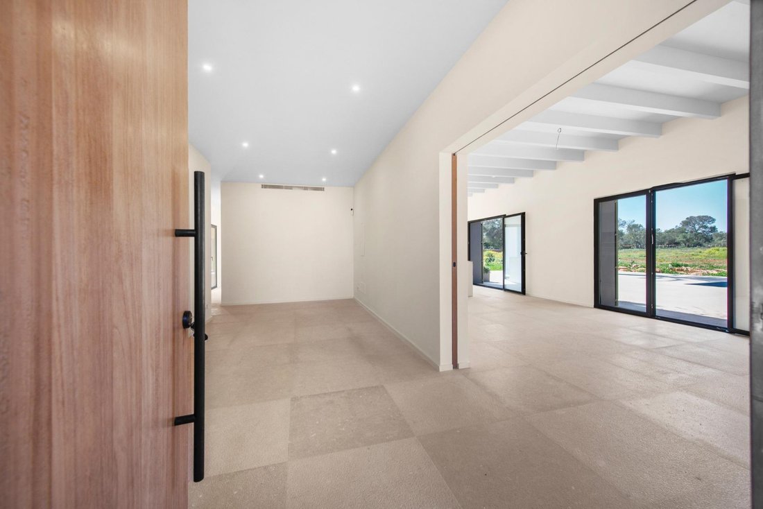 Villa in Llucmajor, Balearic Islands, Spain 5 - 15563472