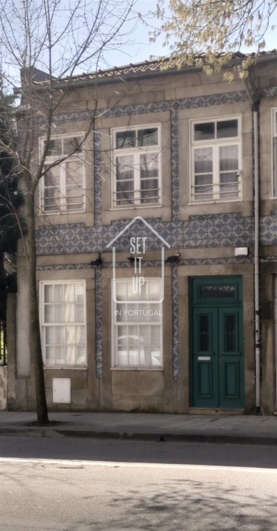 House in Lordelo do Ouro e Massarelos, Porto District, Portugal 1 - 15564052