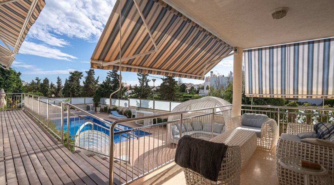 Villa in Torrevieja, Valencian Community, Spain 5 - 15576246