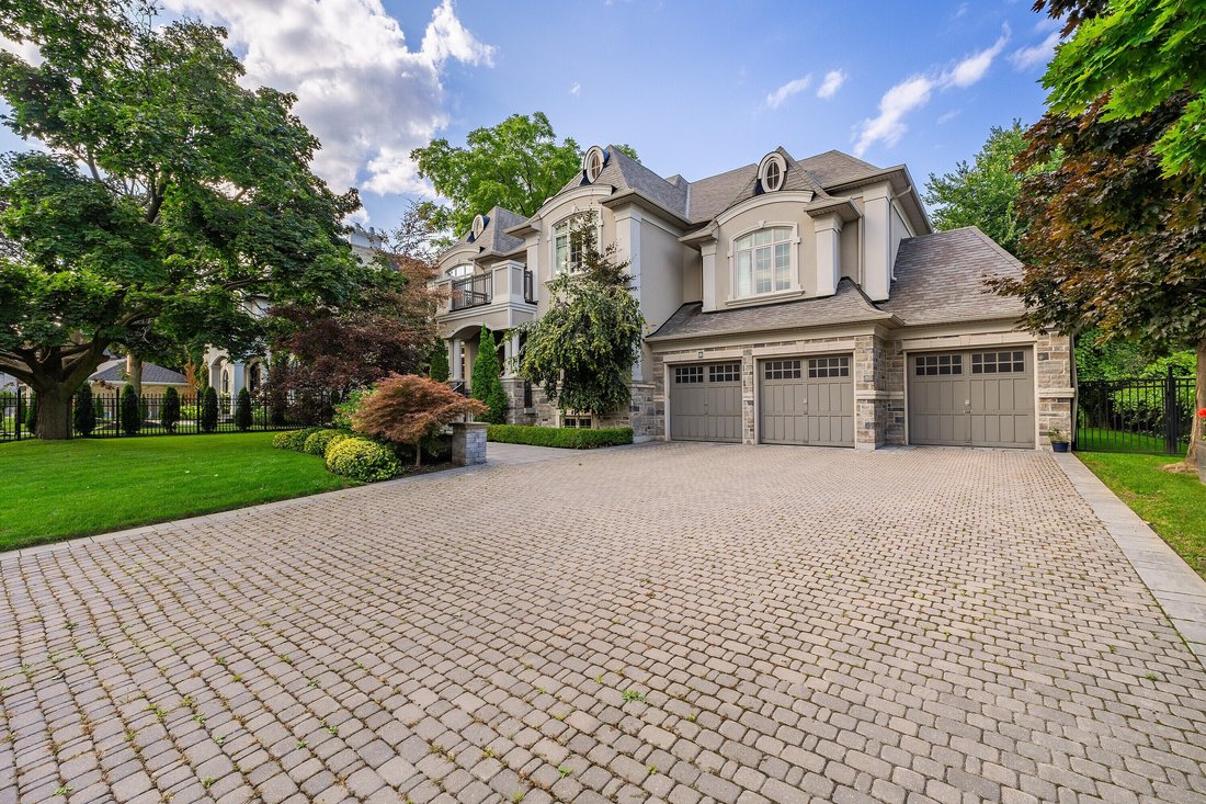 House in Vaughan, Ontario, Canada 4 - 15575012