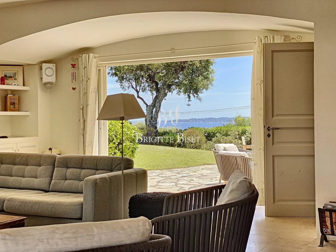 Villa in Ville-Les Saquedes-Le Bouillonnet, Sainte-Maxime, France 3 - 15578486