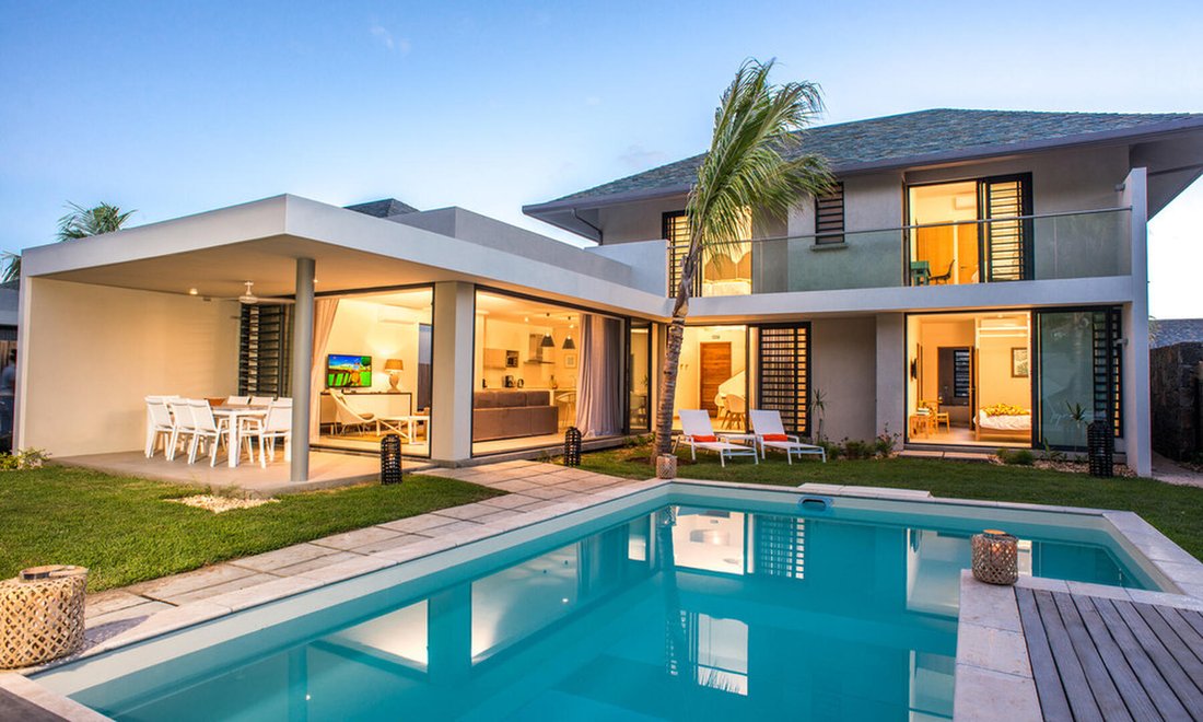 Villa in Tamarin, Rivière Noire District, Mauritius 1 - 15579847