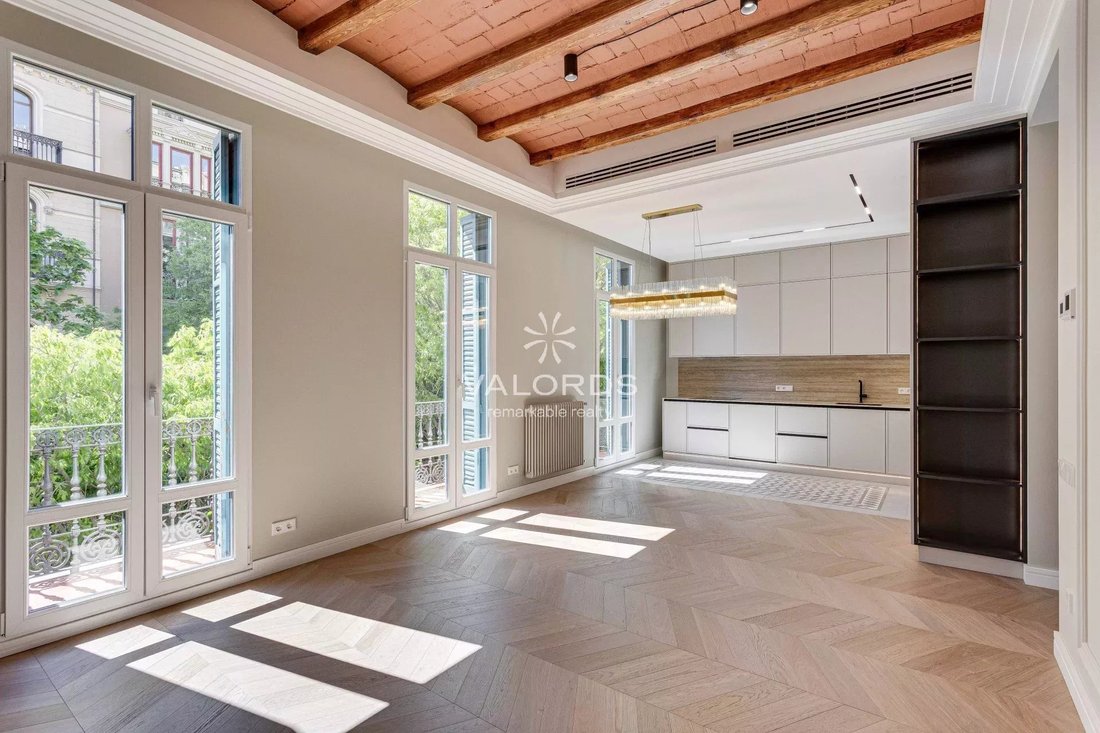 Apartment in Eixample, Barcelona, Spain 2 - 15581686