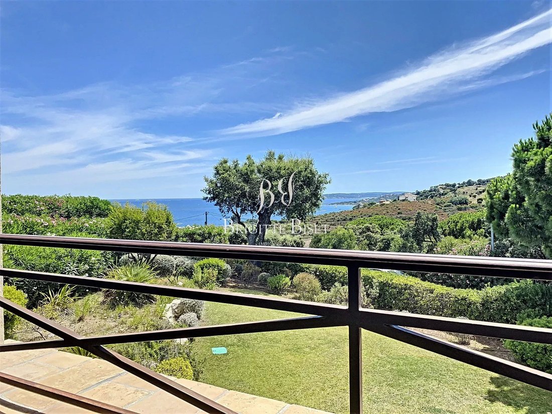 Villa in Ville-Les Saquedes-Le Bouillonnet, Sainte-Maxime, France 2 - 15578486