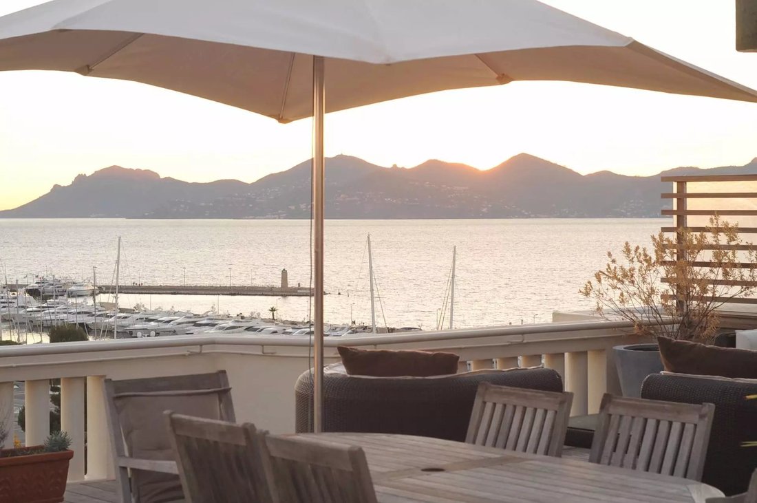 Penthouse in Cannes, Provence-Alpes-Côte d'Azur, France 1 - 10610528