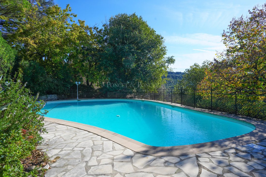 Estate in Saint-Ambroix, Occitania, France 2 - 15568675