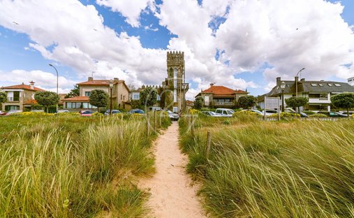 House in A Ramallosa, Nigran, Spain 1