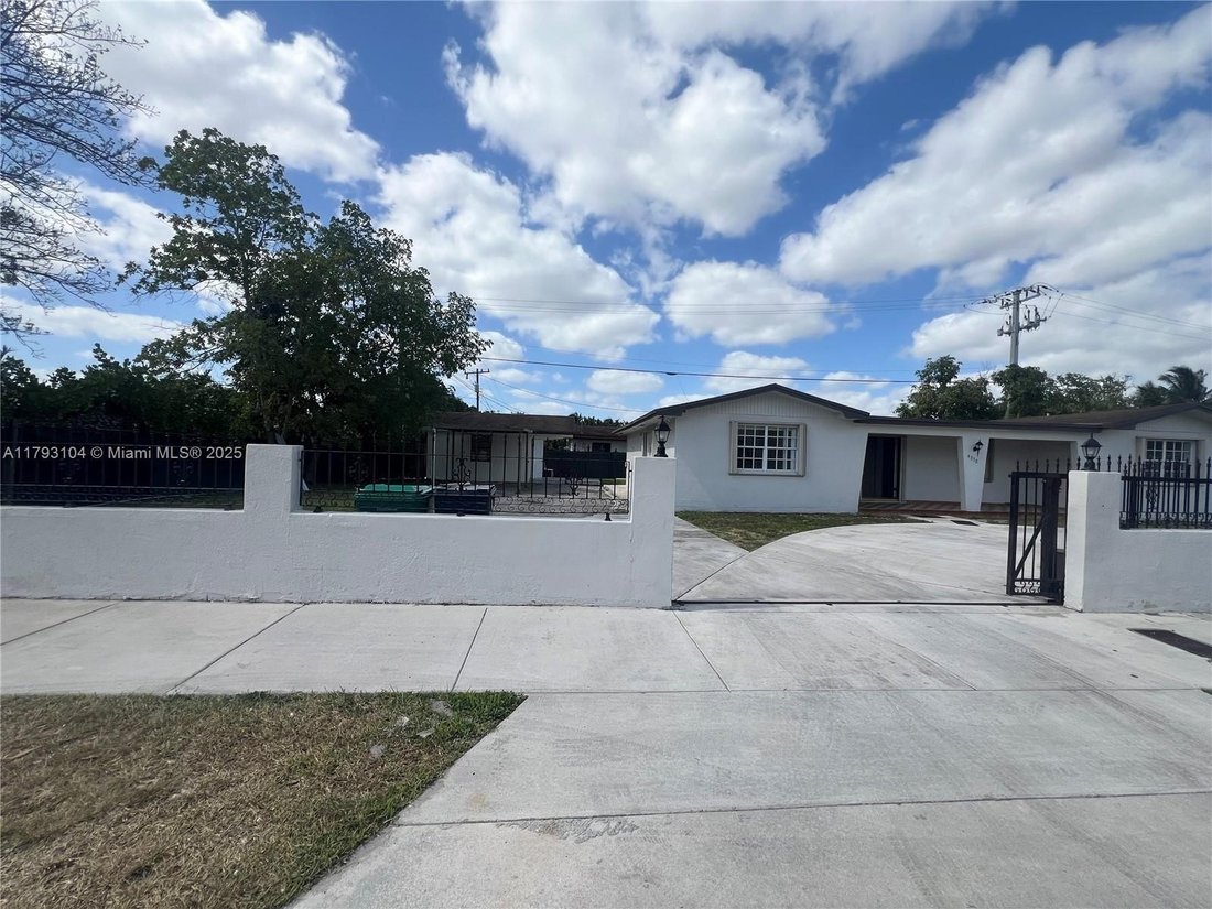 House in Miami, Florida, United States 3 - 15568115