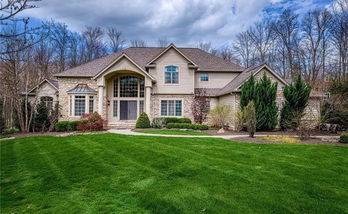 House in Chagrin Falls, Ohio, United States 1